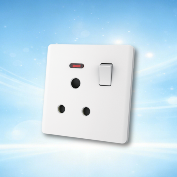 Sylvania 15A Socket With Neon